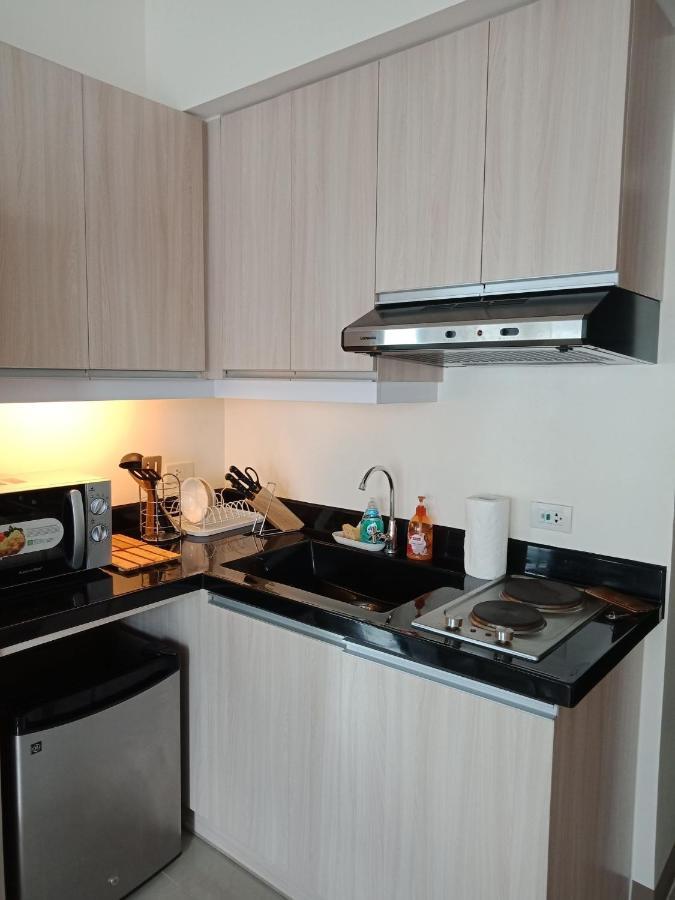 Mabolo Garden Flat A6 With Free Rooftop Pool Cebu Kültér fotó